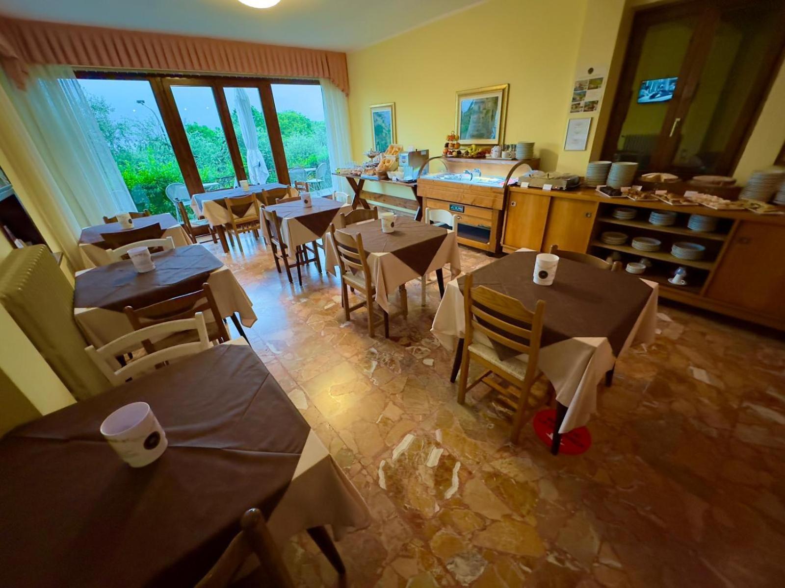 Hotel Casa Piantoni Limone sul Garda Exterior photo
